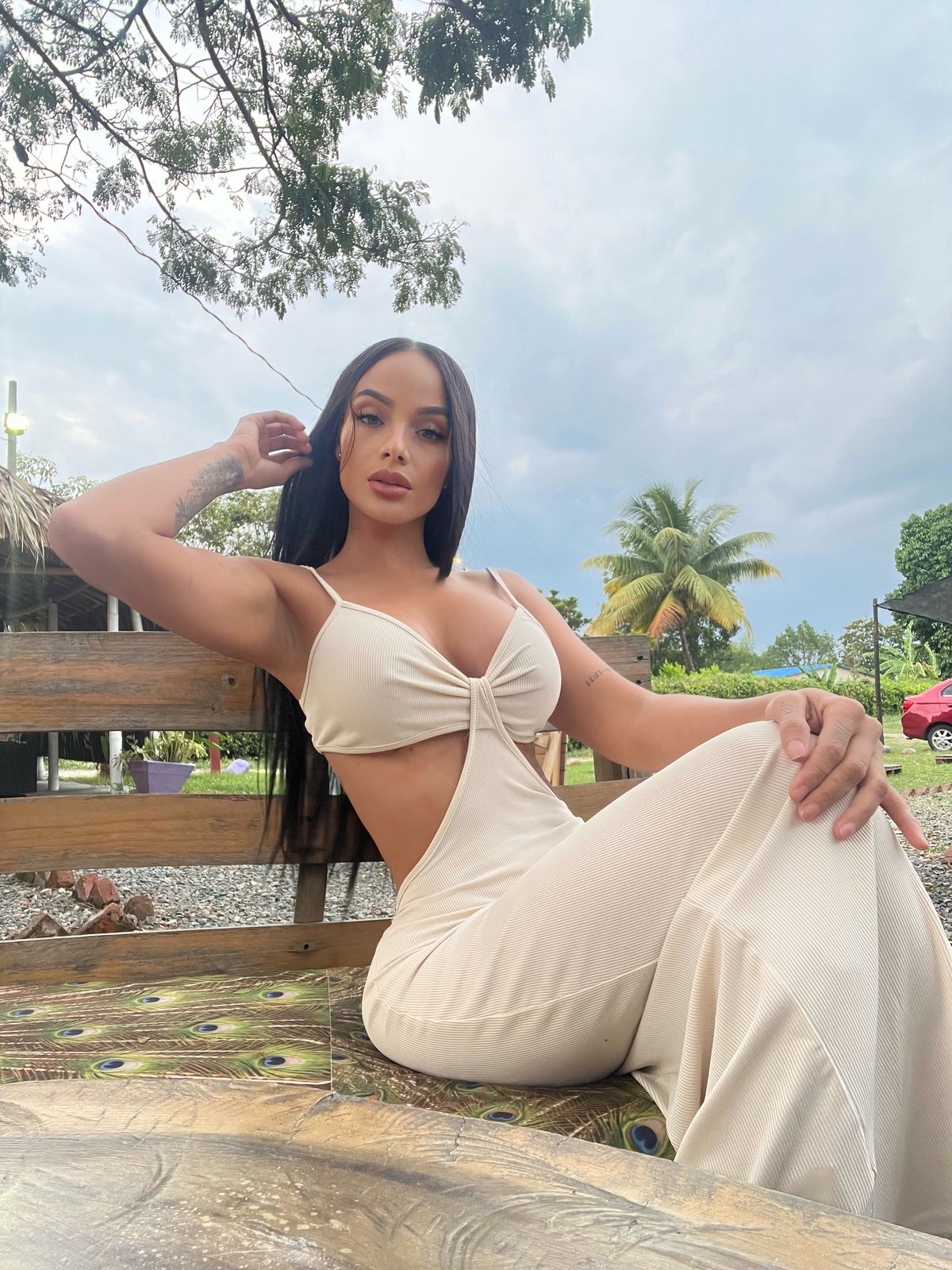 Escort - ISABELLA - Ibiza Tops